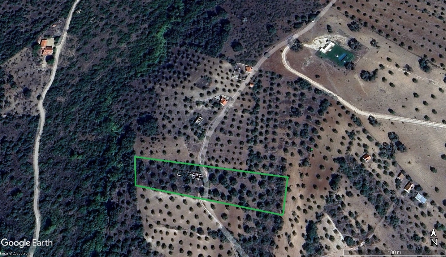 Moradia para Restaurar T4